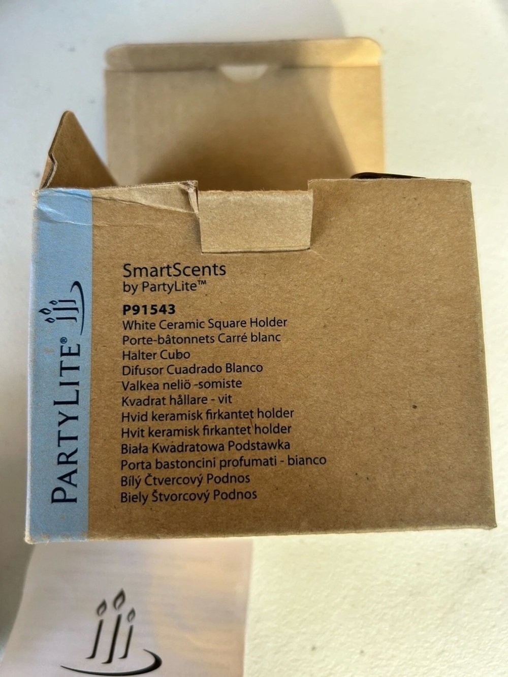 PartyLite SmartScents White Ceramic Square Fragrance Stick Holder New P7B/P91543